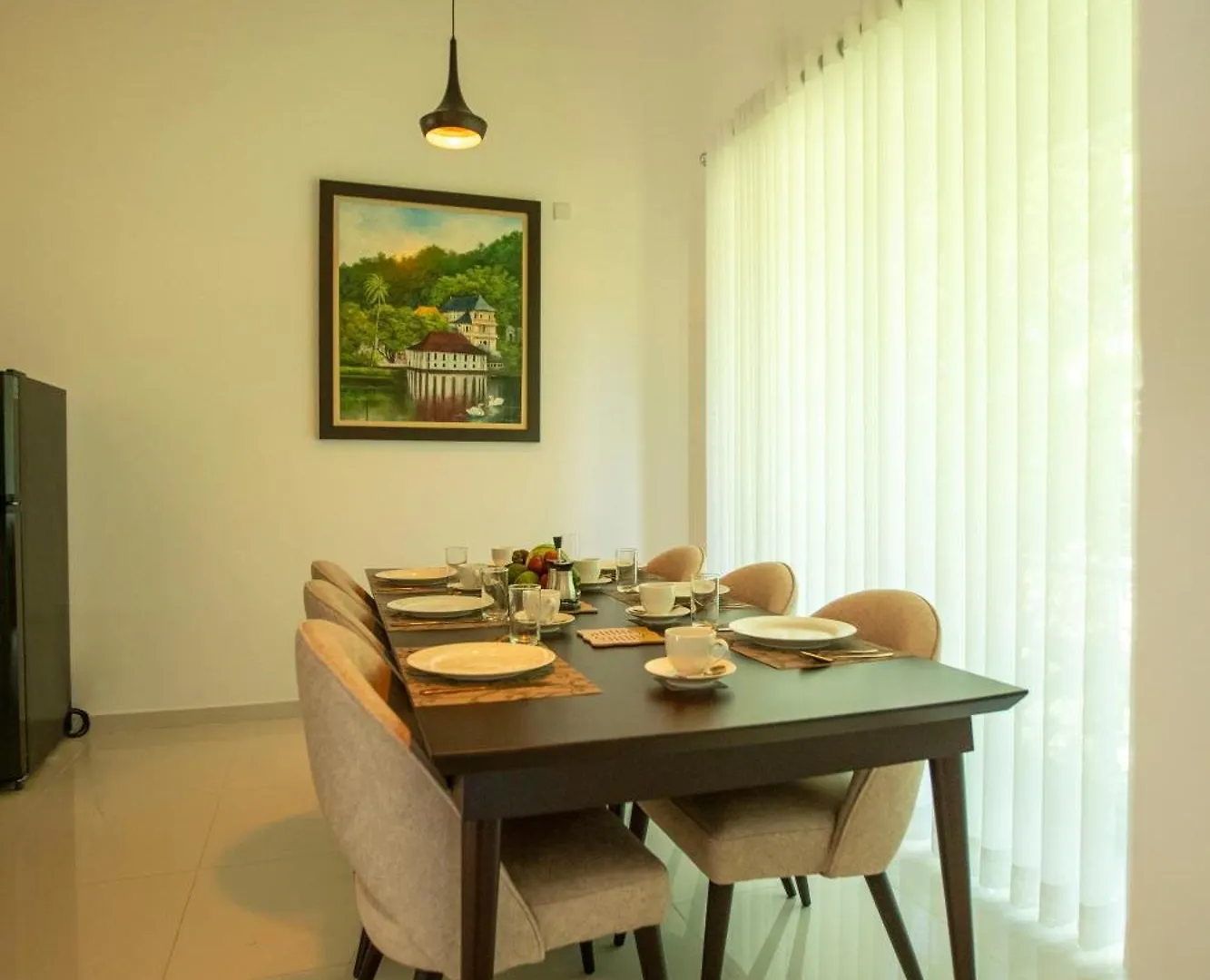 منتجع Lake Villas Premium كاندي سريلانكا