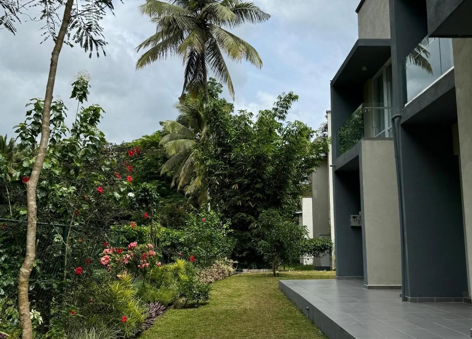 منتجع Lake Villas Premium كاندي