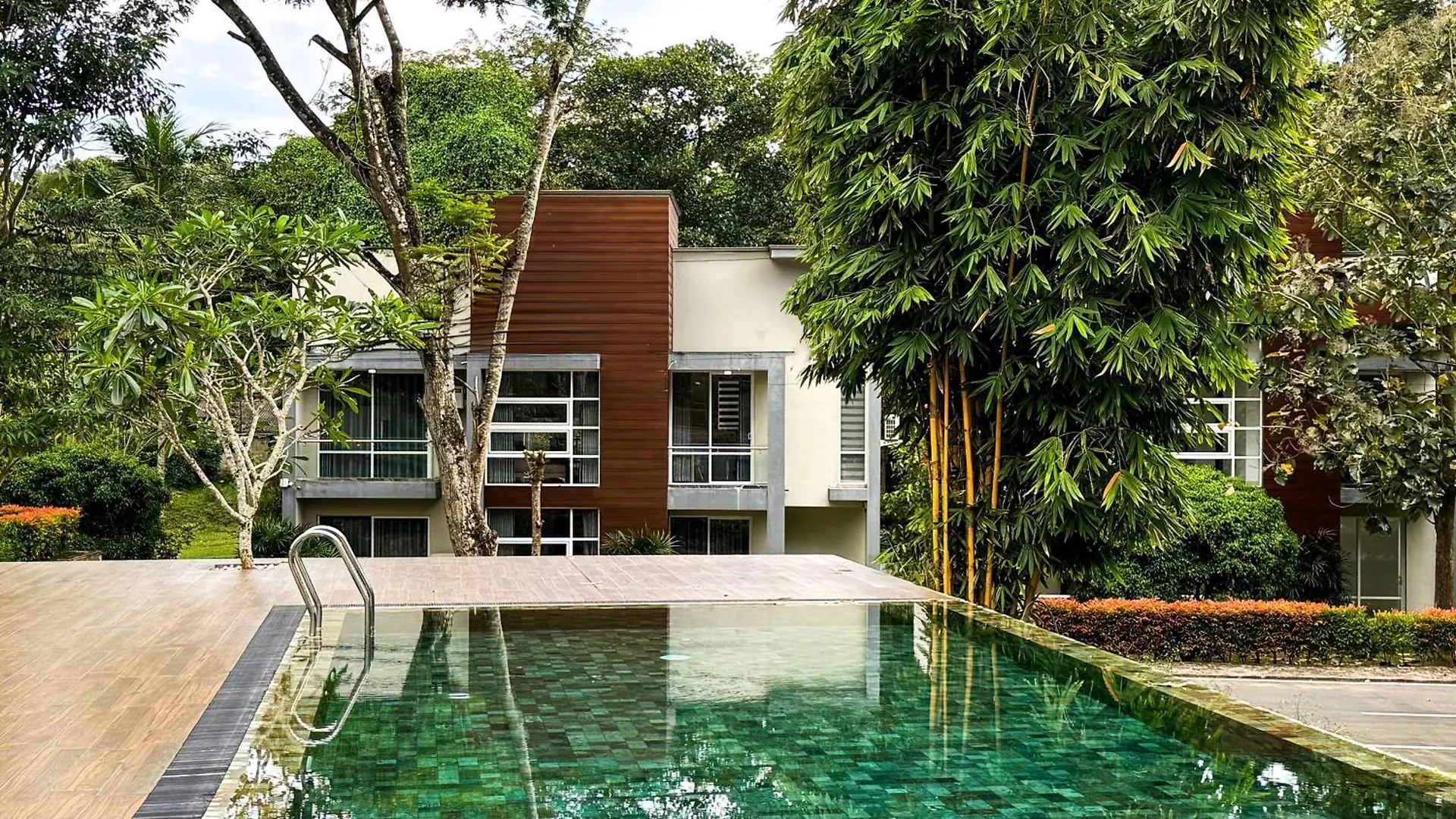 Lake Villas Premium كاندي منتجع