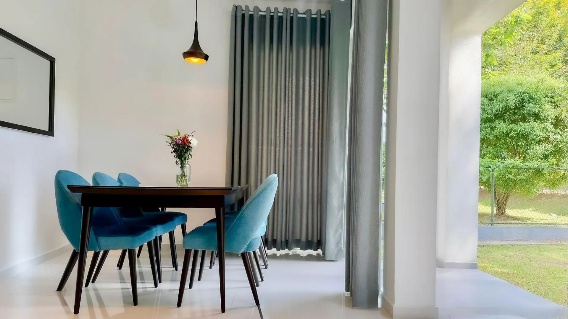 Lake Villas Premium Kandy